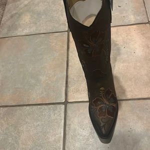 Brand new in box Stetson Aloha boots